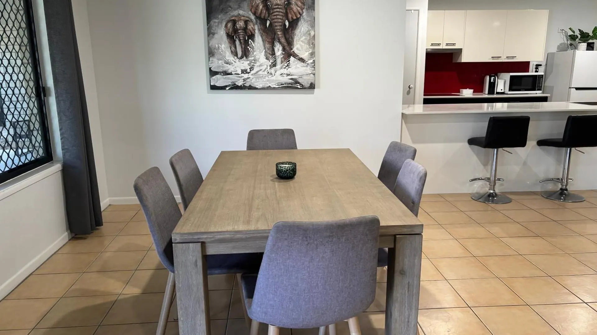 Holiday home Family Retreat In Caboolture Big House Villa Australia