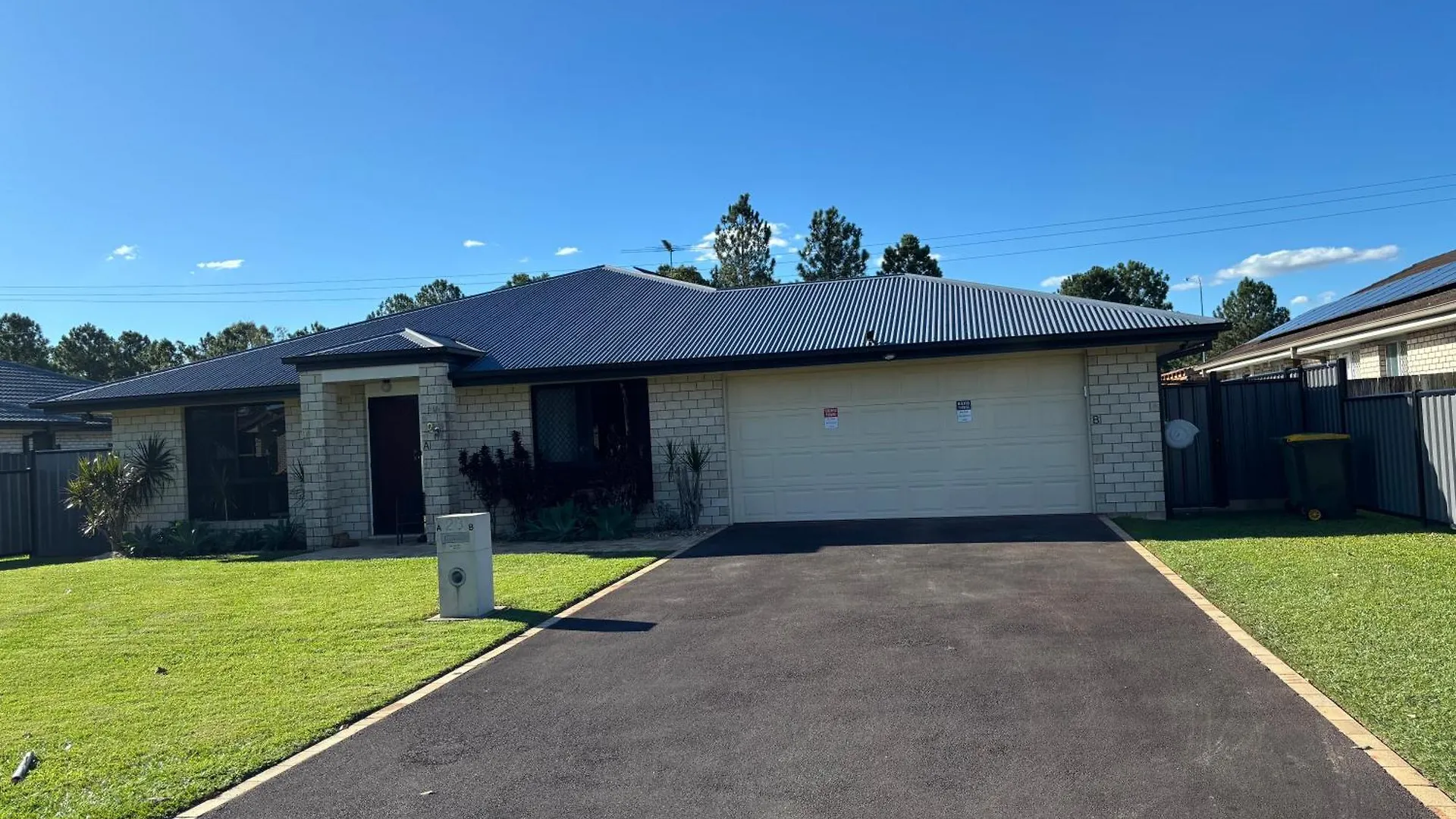 Family Retreat In Caboolture Big House Villa